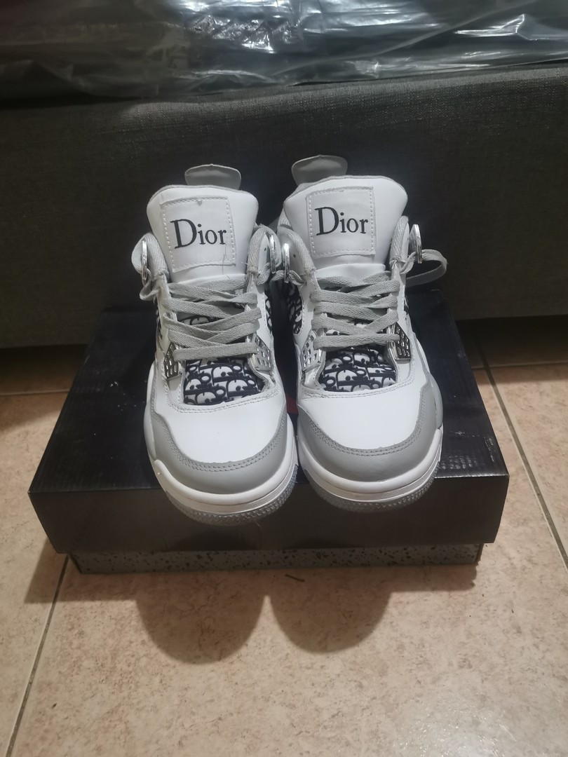 zapatos para mujer - Air Jordan 4 x Dior 
 3