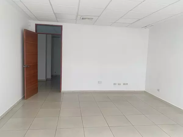 oficinas y locales comerciales - Local en Piantini  6