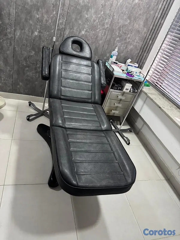Salud y Equipamiento Médico - Sillón médico  2