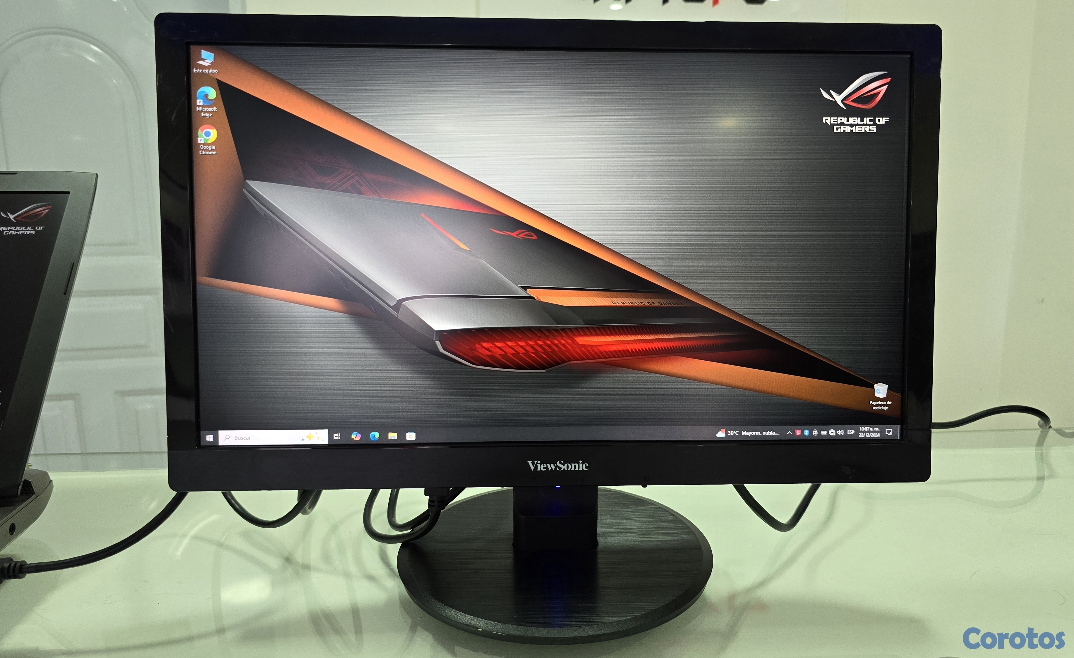 computadoras y laptops - Monitor ViewSonic 20 Pulg trae cable hdmi 2