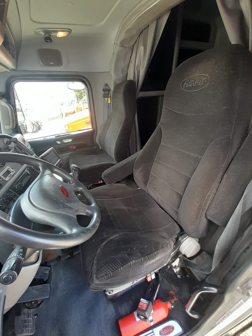 camiones y vehiculos pesados - Peterbilt 386 año 2013 5