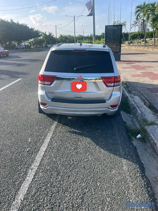 jeepetas y camionetas - negociable, usada como nueva  2