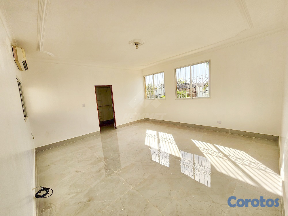 casas - CASA DOS NIVELES CON TERRAZA Y PATIO LAS HORTENCIA 9