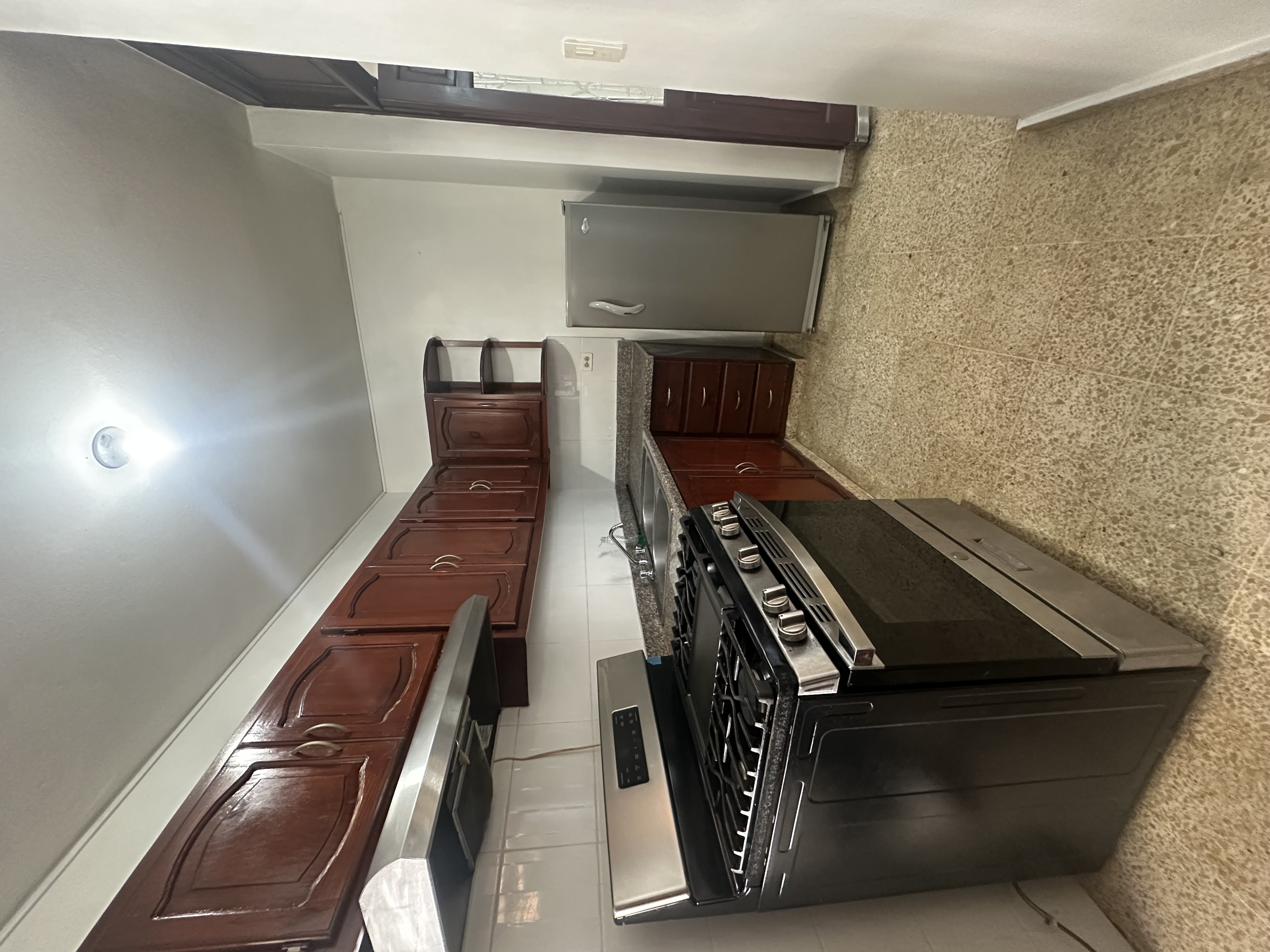 apartamentos - Venta  de oportunidad en la zona universitaria  8