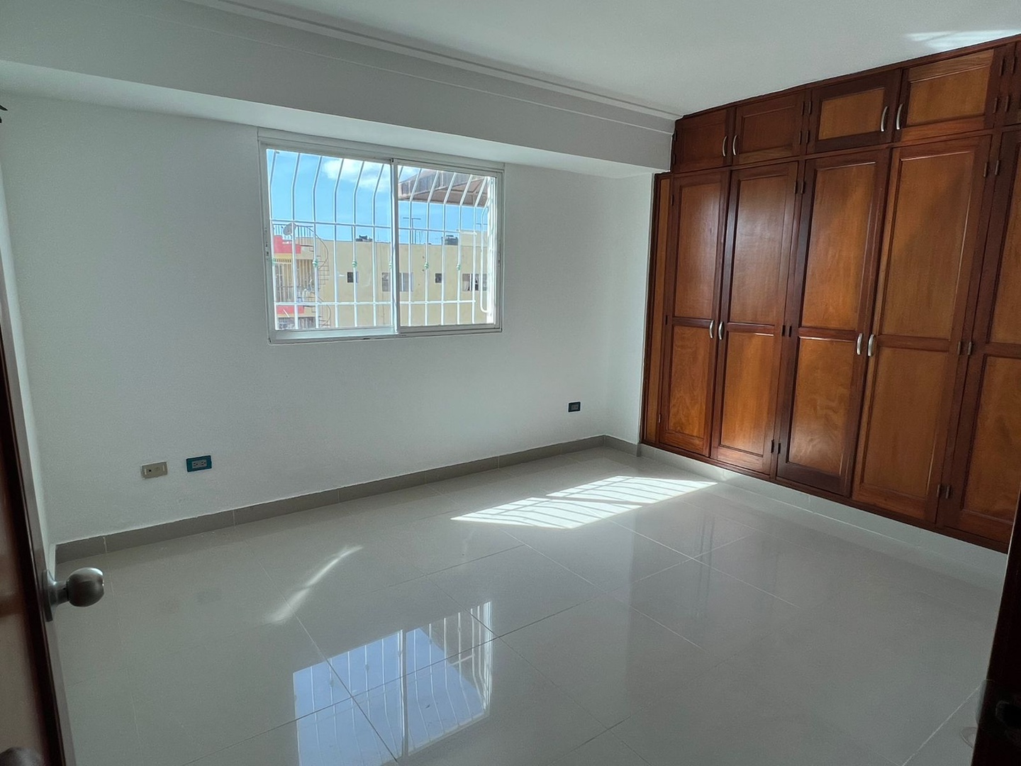 apartamentos - Hermoso apartamento en venta ubicado en Vista Hermosa, Santo Domingo Este. 2