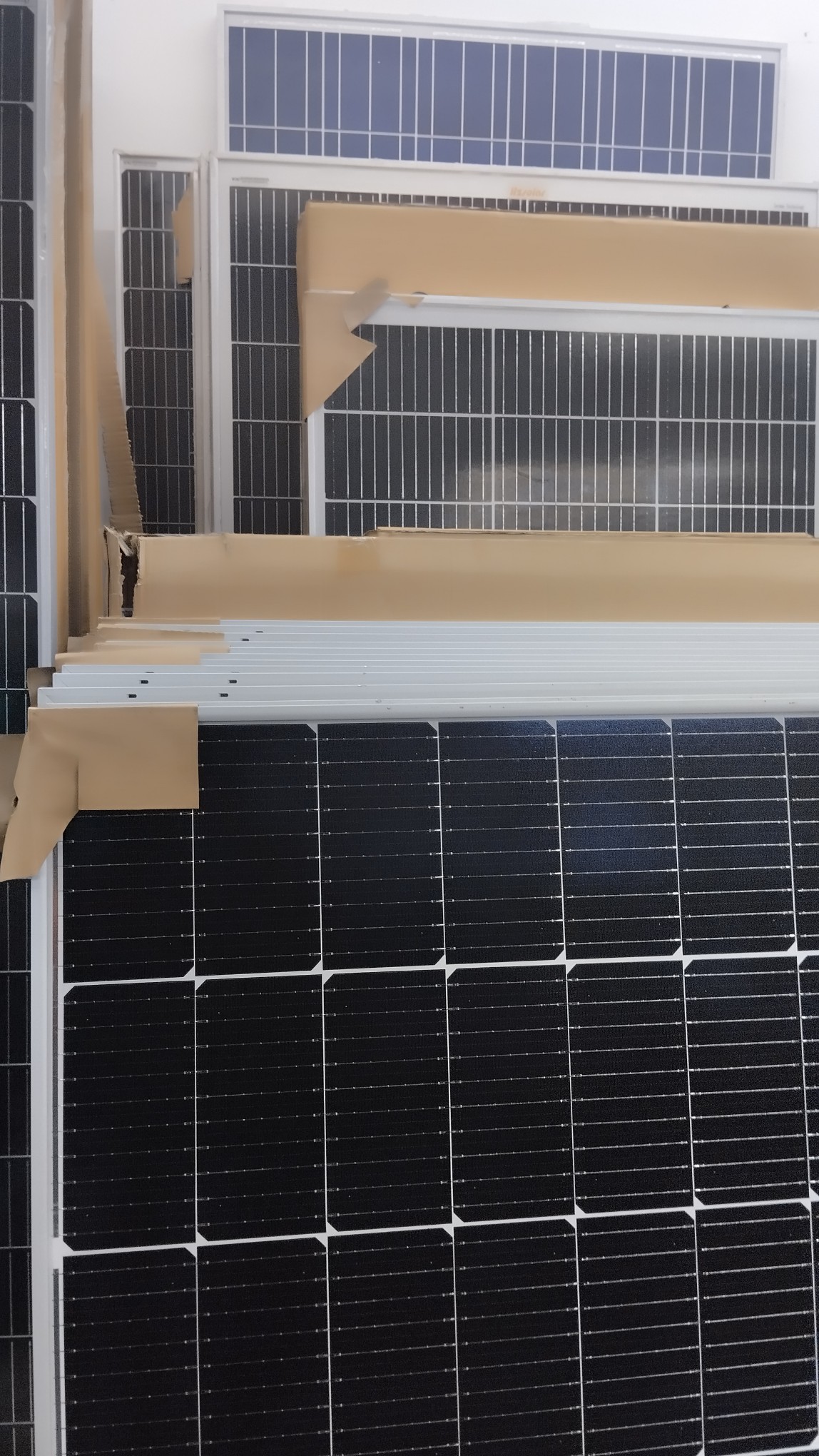 plantas e inversores - Paneles Solares CANADIAN 550 WATTS 6