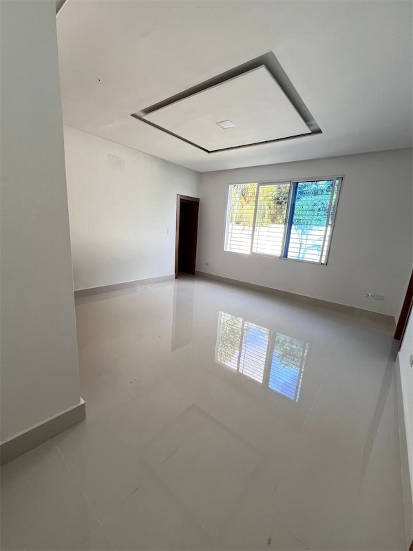 casas - Casa en venta en Proyecto cerrado Próximo a Aut Duarte. 3