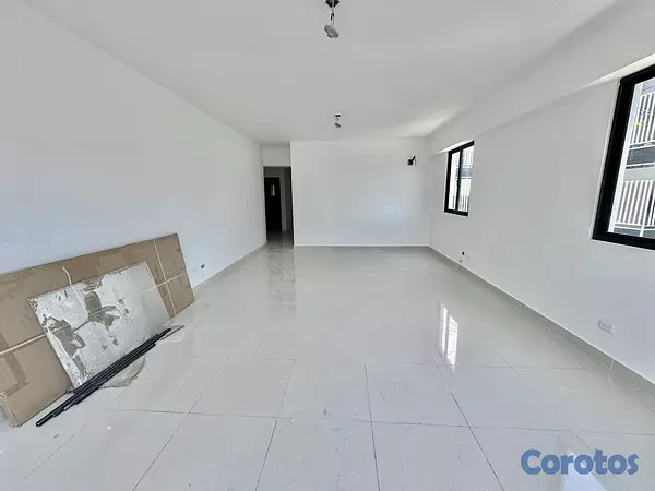 apartamentos - 🔵 Apartamento 4to  piso en el millon  7