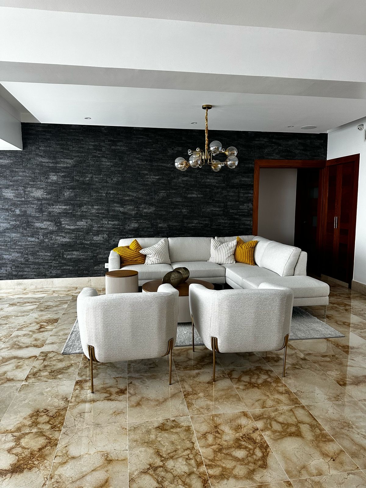apartamentos - Cacicazgos Amueblado Piso 11   Vista al mar 184 mt 0