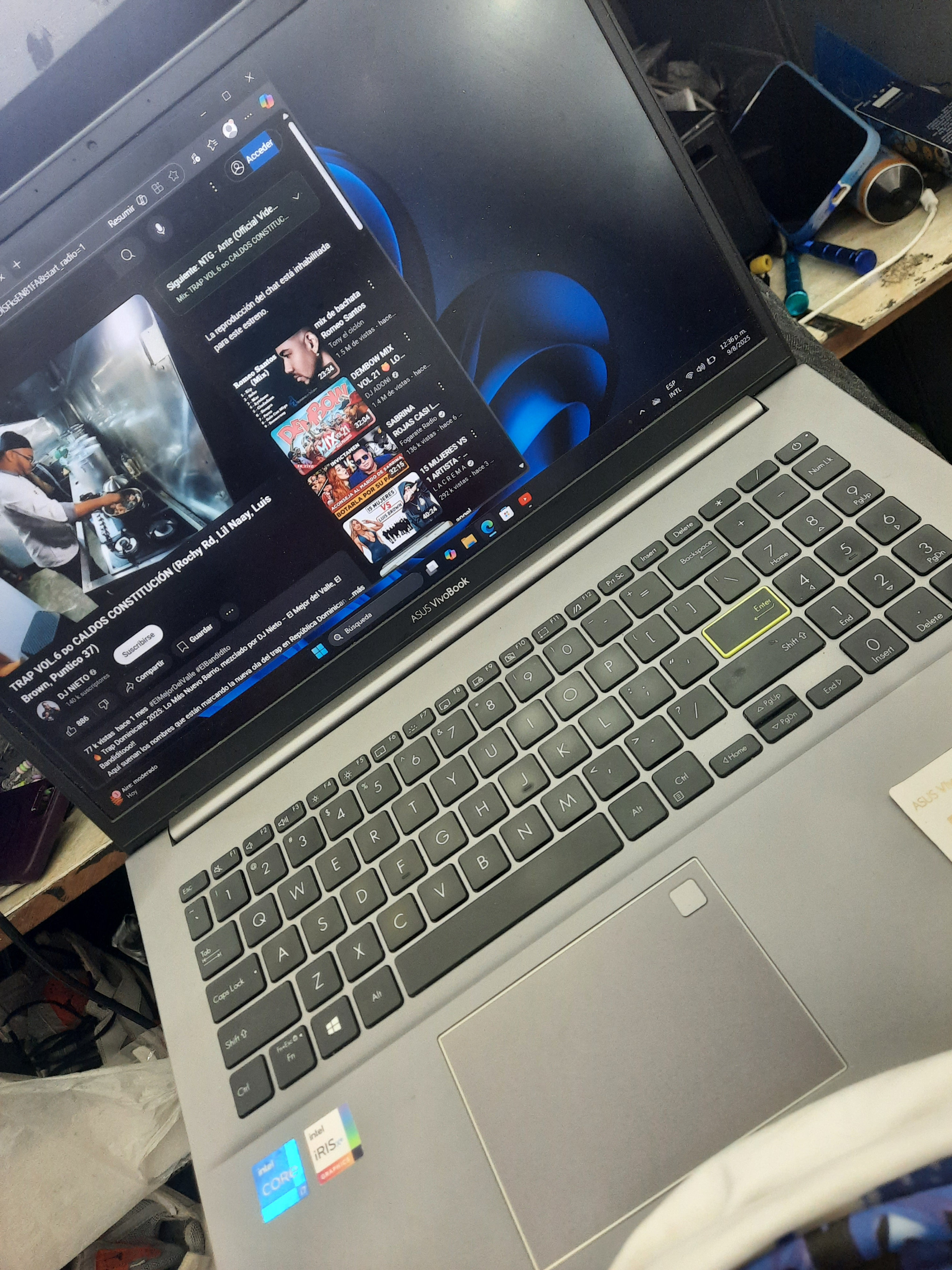 computadoras y laptops - asus vivobook 1tb 16 de ram una planta  1