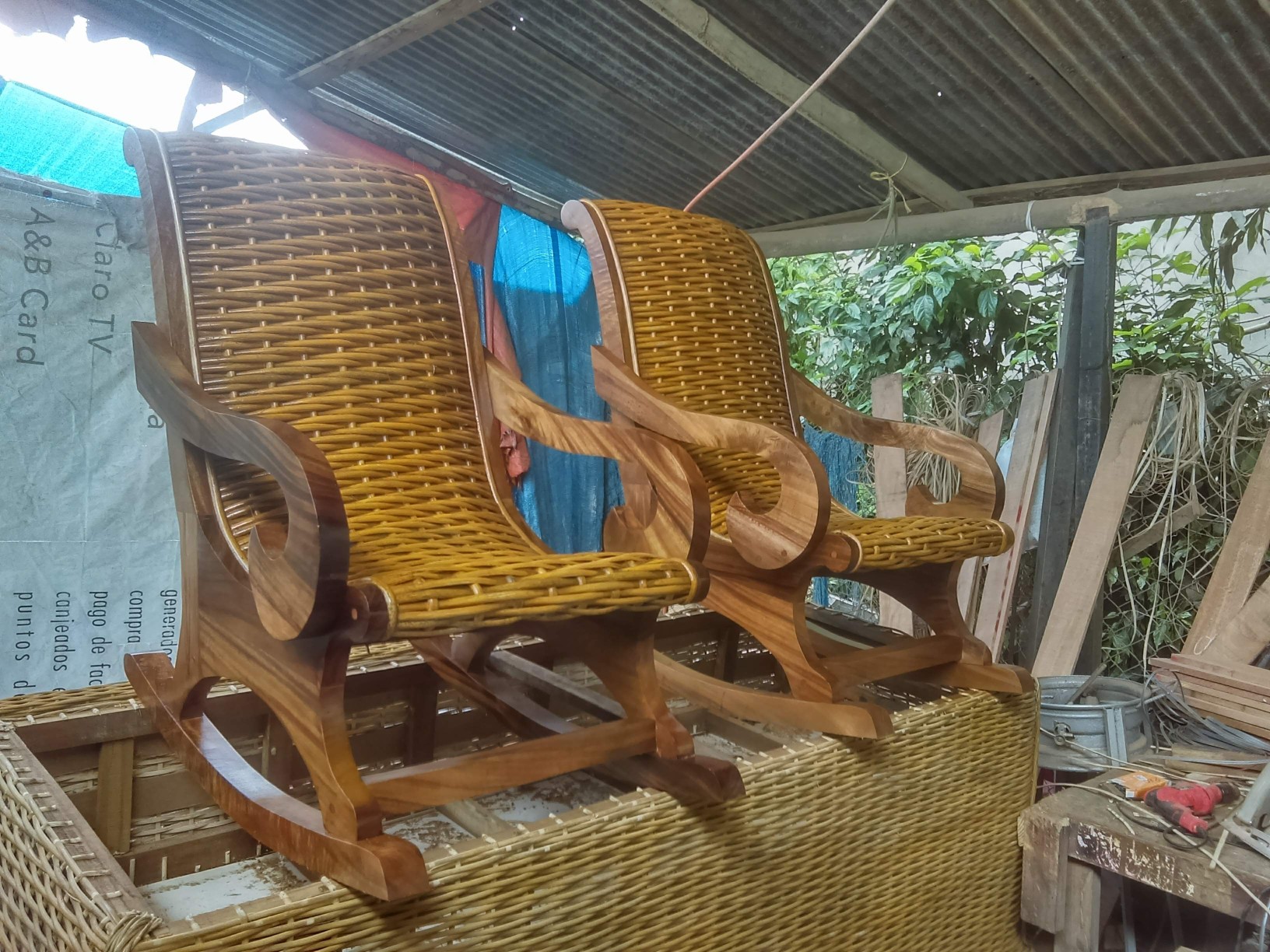 muebles y colchones - Mesedoras en mimbre y maderas 2