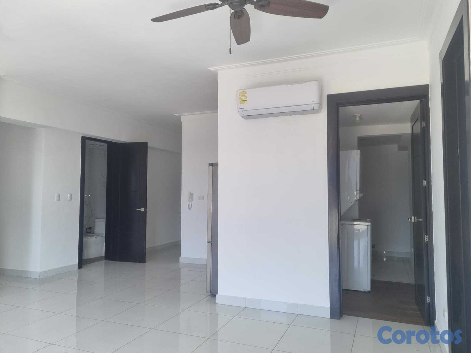 apartamentos - Excelente vista al Mar con Línea blanca y servicio 7