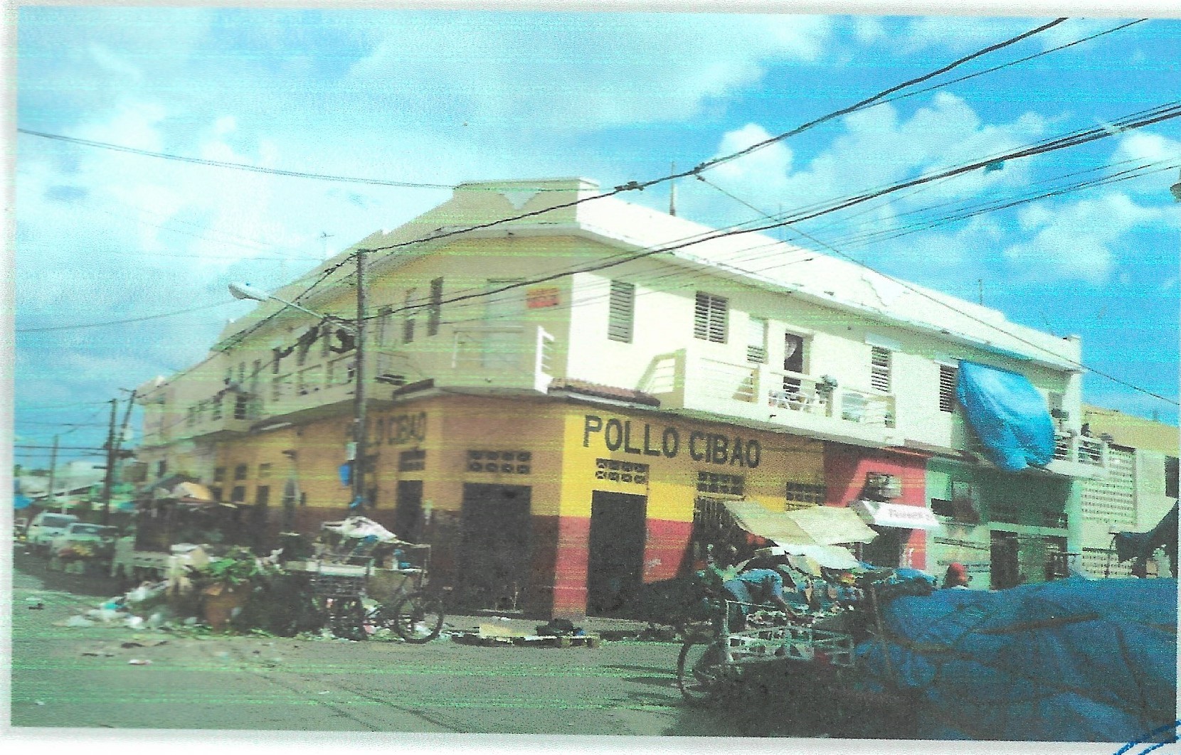 oficinas y locales comerciales - Local Comercial + 4  Apartamentos (Sector San Carlos) 1
