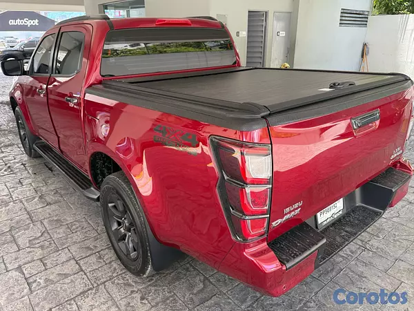jeepetas y camionetas - Isuzu DMAX LSE 2027 11