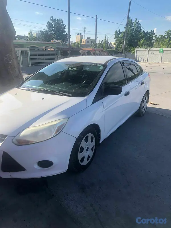 carros - Ford Focus 2014,Automatico,4 puertas,Gasolina,Buen 4
