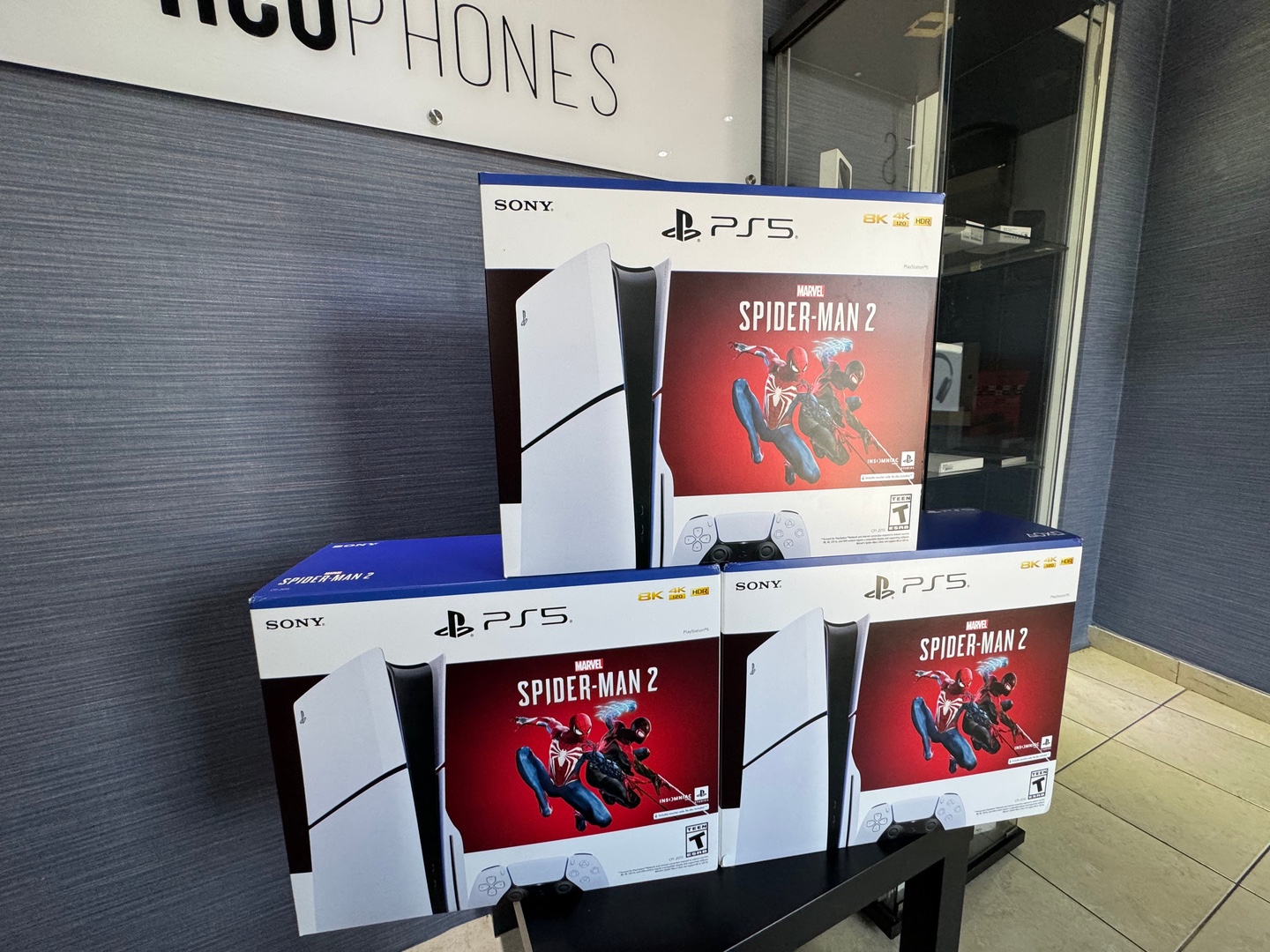 computadoras y laptops - Consola PS5 SLIM incluye Juego Spider Man 2 Sellado Version Disco 0
