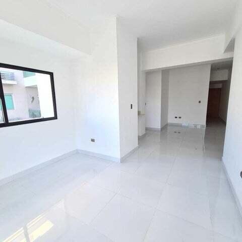 apartamentos - Apartamento en venta #24-177 de 3 hab, cuarto de servicio, balcón, gimnasio. 0