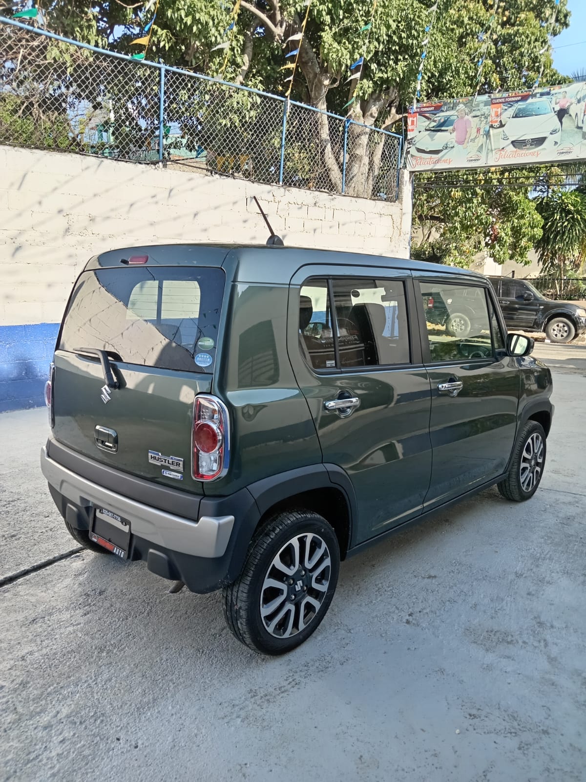 carros - SUZUKI HOSTLER  4