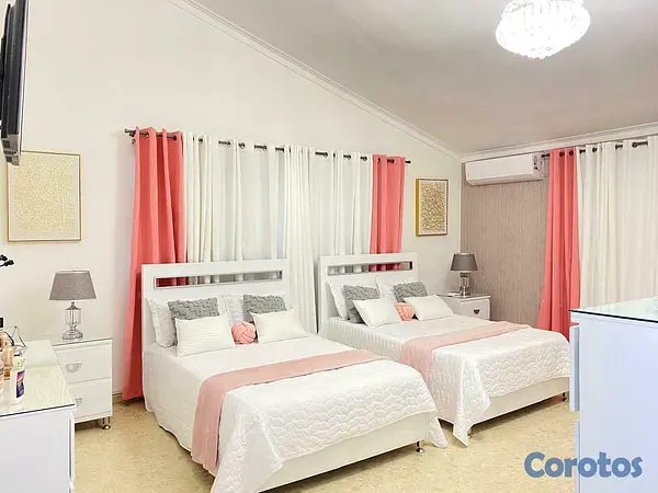 casas - Casa en venta en Colinas del Seminario II, Santo D 14