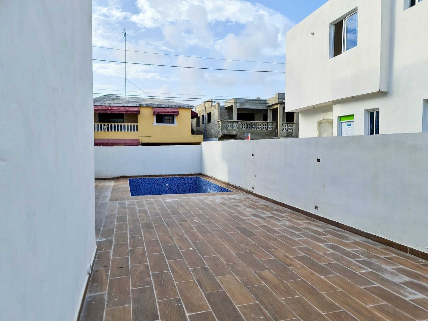 casas - Casas con piscina en Proyecto Cerrado Autopista San Isidro Ecológica 6
