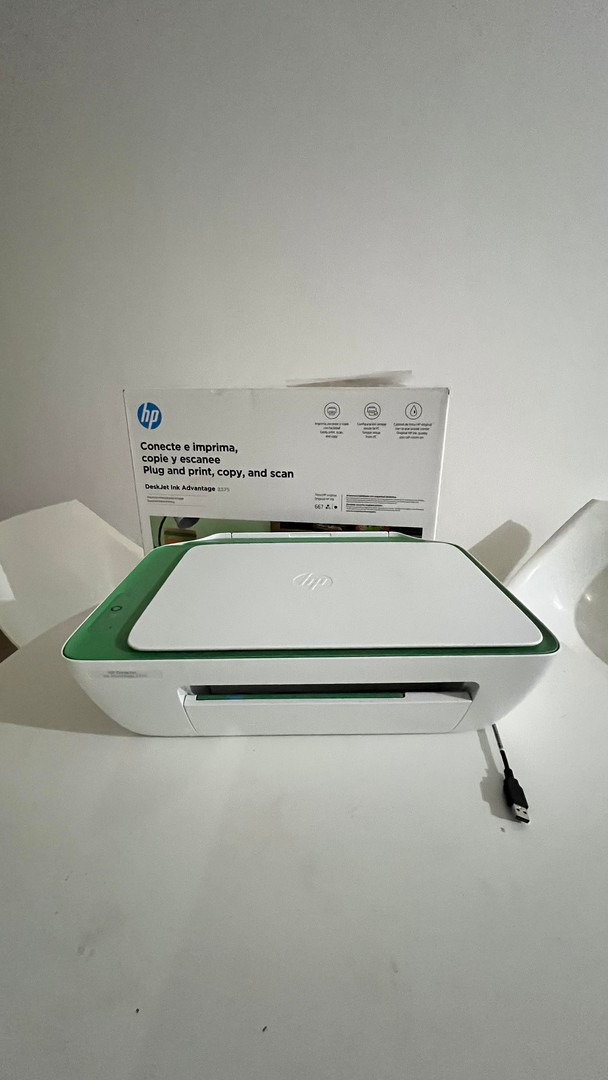 impresoras y scanners - Impresora y escáner hp. Poco uso aun tiene su garantía. 