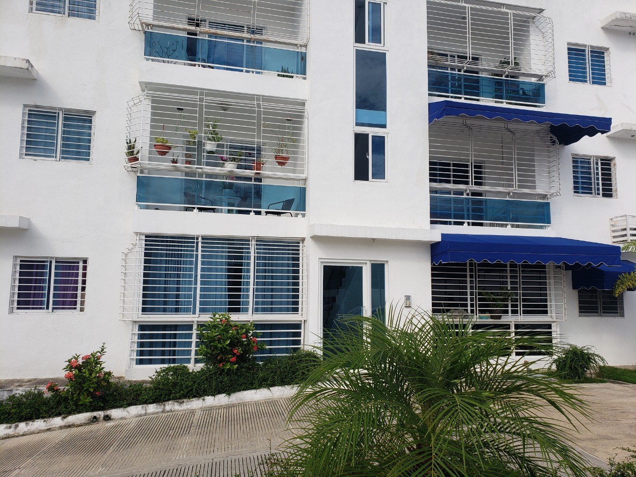 apartamentos - Apartamento En Venta En La Jacobo Majluta/Colinas Del Arroyo II 2do piso
