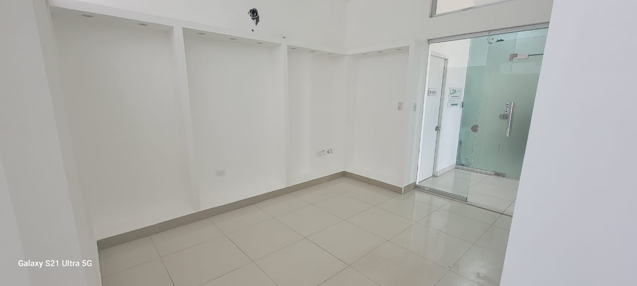 oficinas y locales comerciales - 🔵Alquilo local 35 mts 3er piso Ens. Quisqueya
