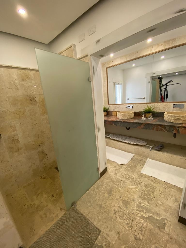 casas vacacionales y villas - villa super moderna en línea de playa en Juan Dolio de 450 mt2  1