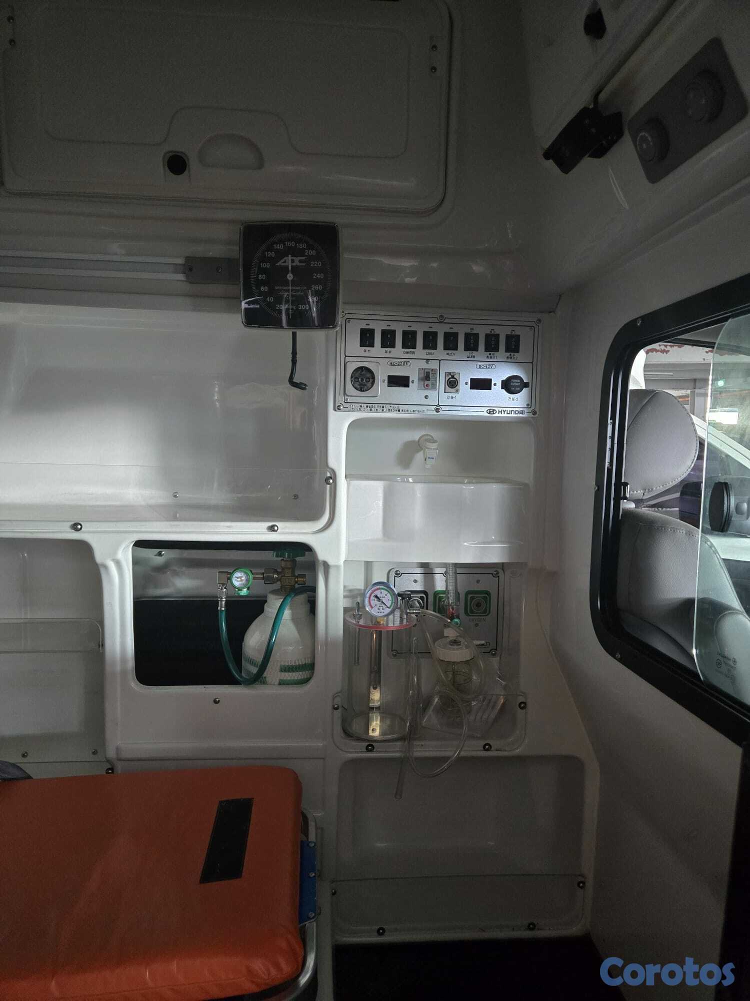 otros vehiculos - HYUNDAI GRAND STAREX AMBULANCIA 2016 9