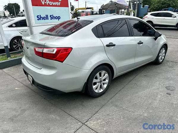 carros - kia rio 2015 6