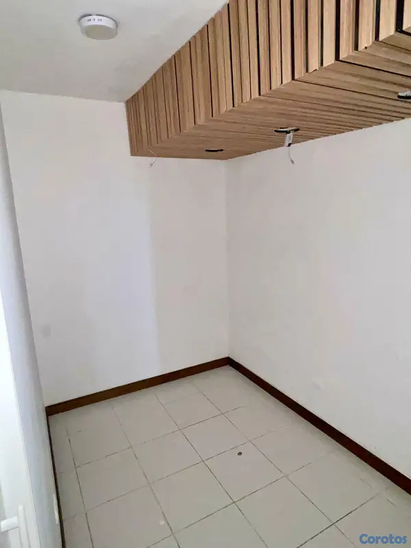 oficinas y locales comerciales - SE ALQUILA LOCAL COMERCIAL – EVARISTO MORALES 6