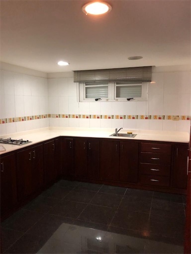 oficinas y locales comerciales - Amplio local en Naco 8