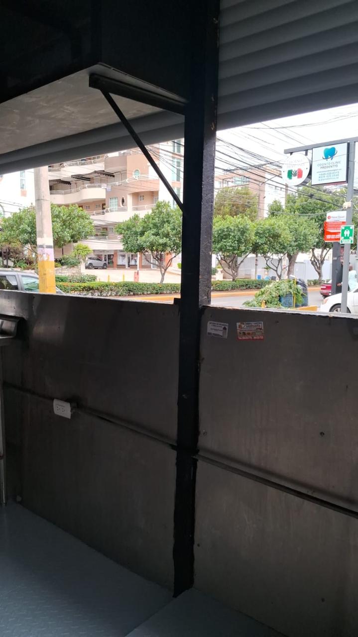 oficinas y locales comerciales - ALQUILER FOOD TRUCK EQUIPADO EN PLAZA COMERCIAL "  3