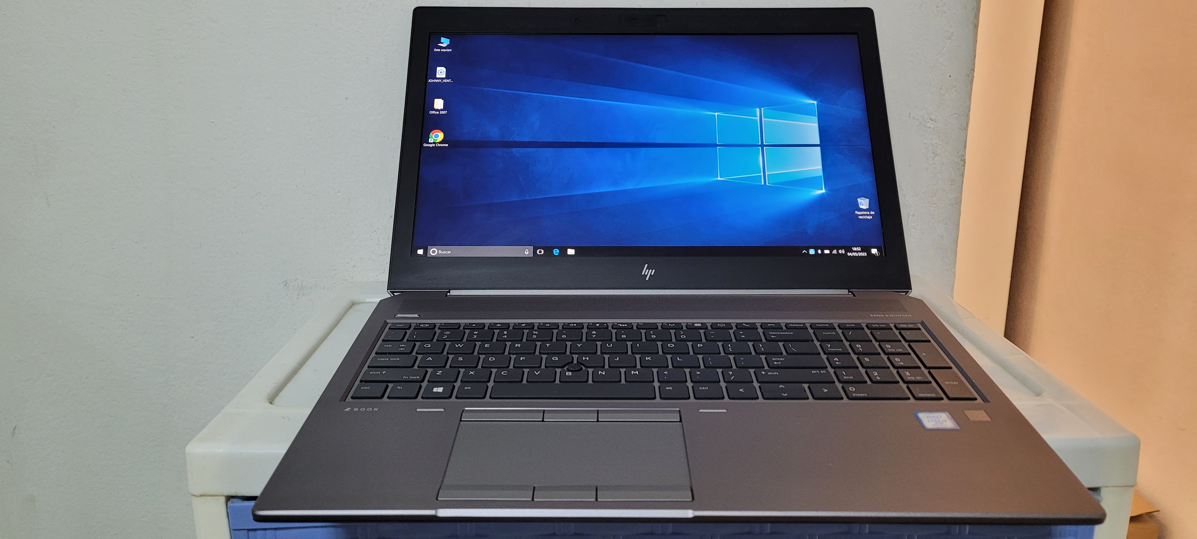 computadoras y laptops - laptop hp Zbook 17 Pulg Core i7 8va Ram 24gb ddr4 Disco 1tb Nvidea 16gb 1