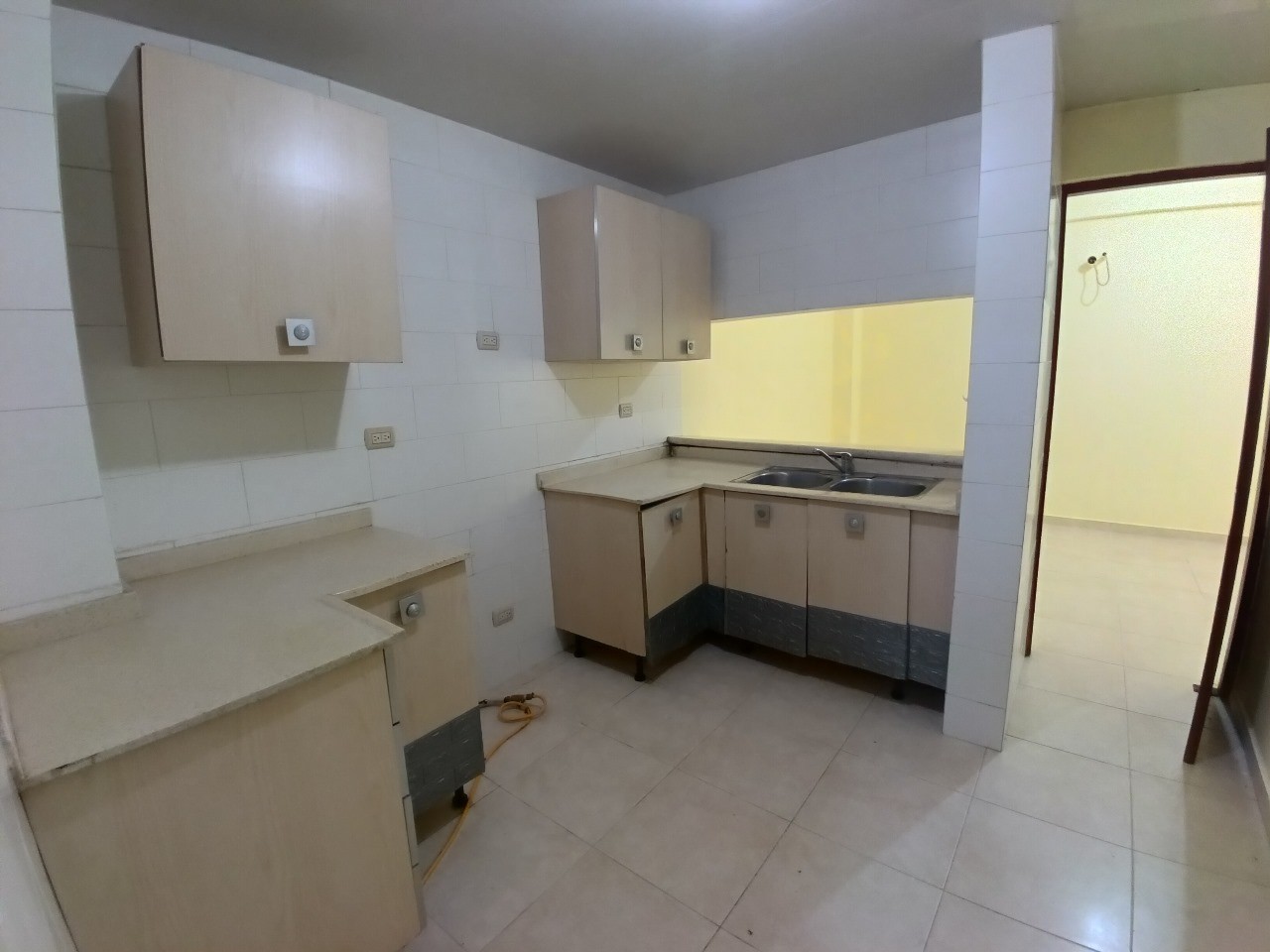 apartamentos - EXCELENTE APARTAMENTO EN AV. INDEPENDENCIA  A 400 MTS DEL PARQUE MIRADOR SUR .

 5