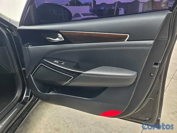 carros - KIA K7 2018 NEGRO 10
