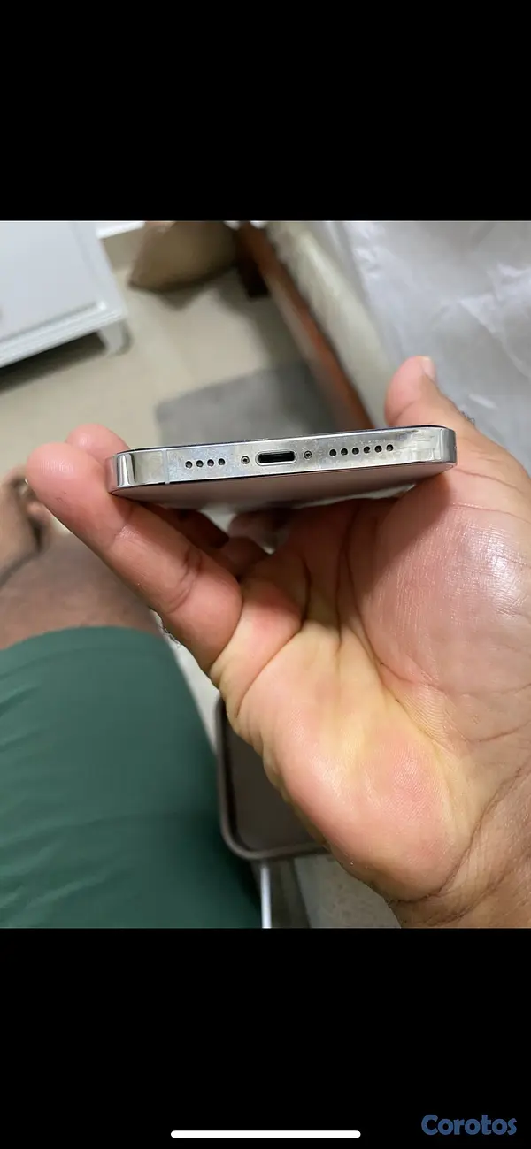 celulares y tabletas - IPhone 13 pro max  3