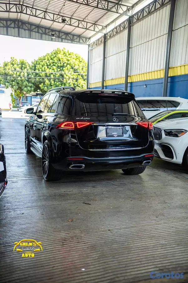 jeepetas y camionetas - Mercedes Benz GLE 350 AMG 2023 3 Filas de asientos 3
