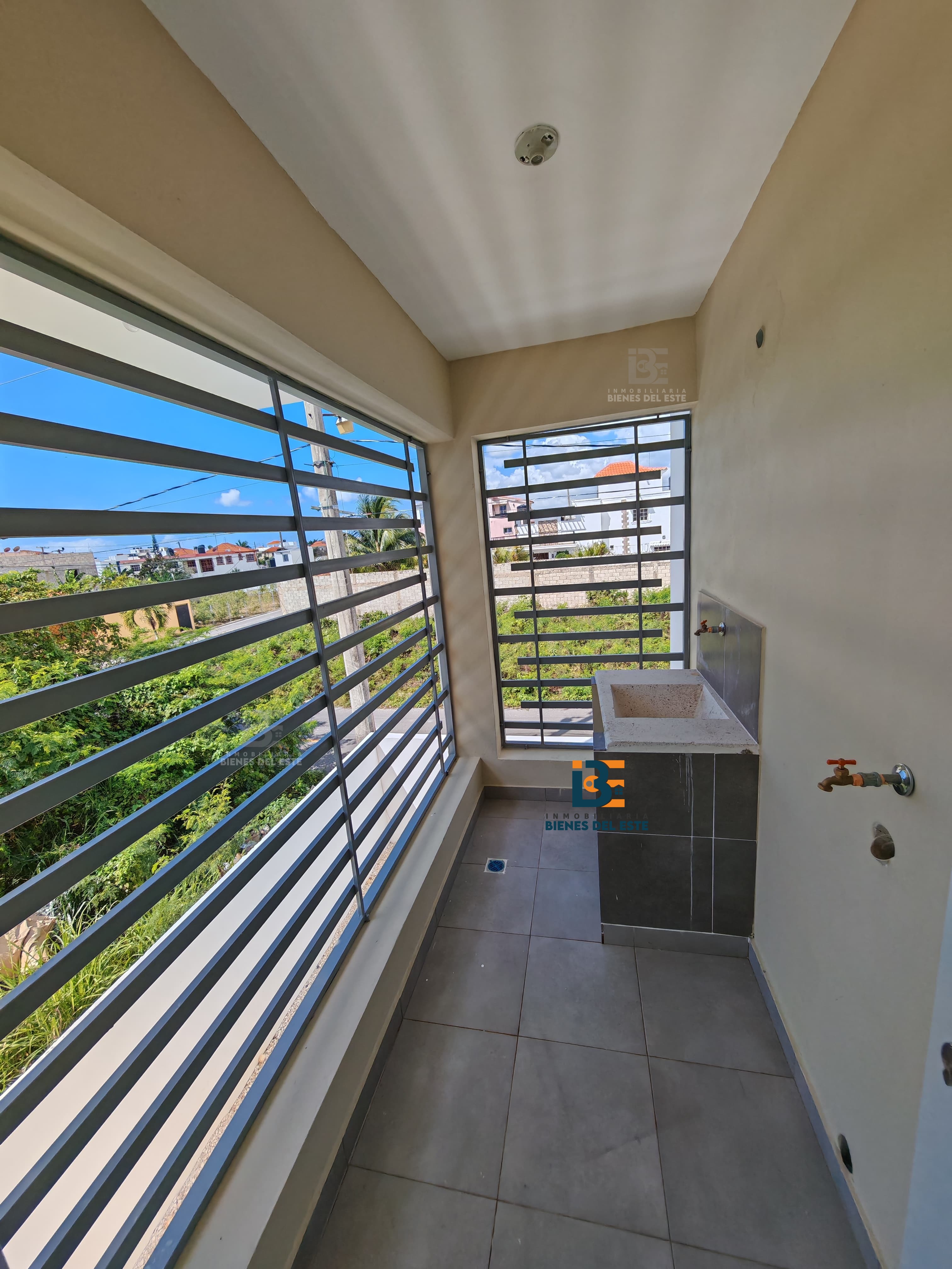 apartamentos - DE RENTA NUEVO Apartamento Primer y Segundo Nivel  7