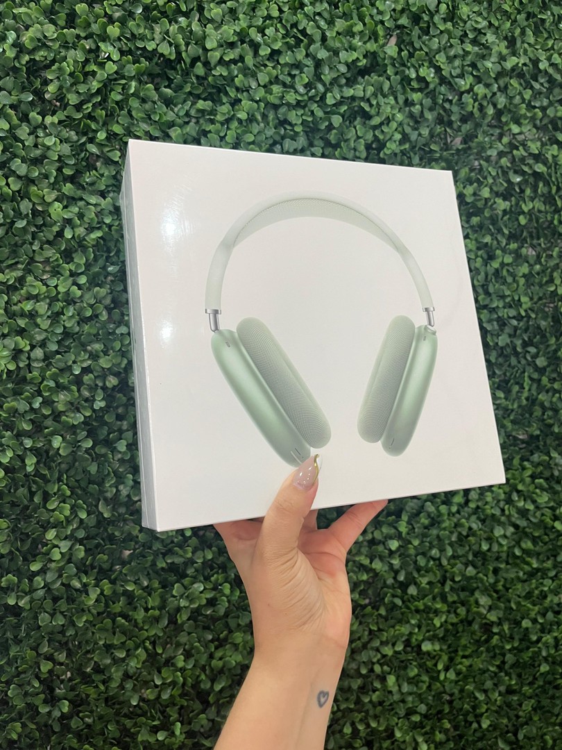 camaras y audio - AIRPODS MAX GREEN ORGINALES SELLADOS CON GARANTIA EN APPLE  1