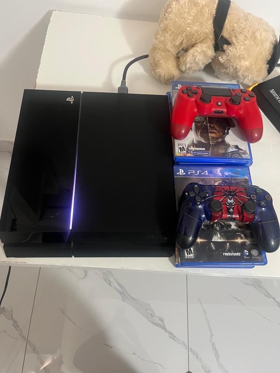 consolas y videojuegos - Ps4 normal 