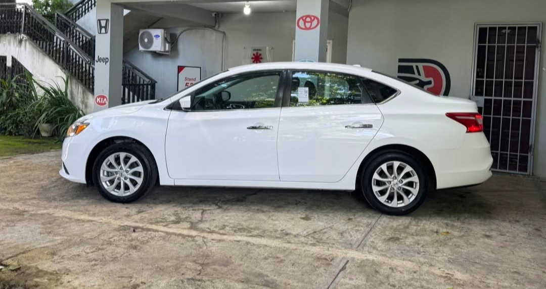 carros - 2019 Nissan Sentra SV Push boton  1