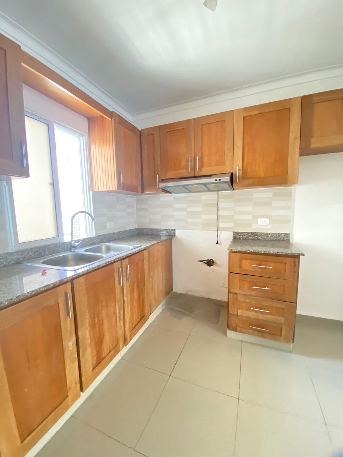 apartamentos - Alquiler de apartatamento detras de la embajada americana  1