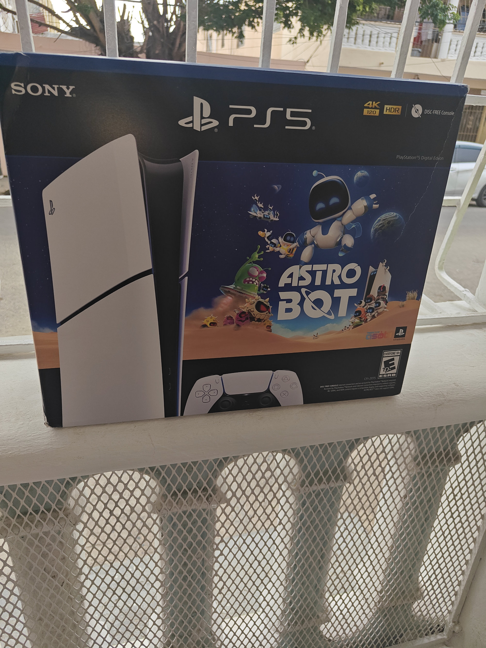 consolas y videojuegos - Ps5 slim digital+ el juego de Astro bot (nueva 0kms) 3