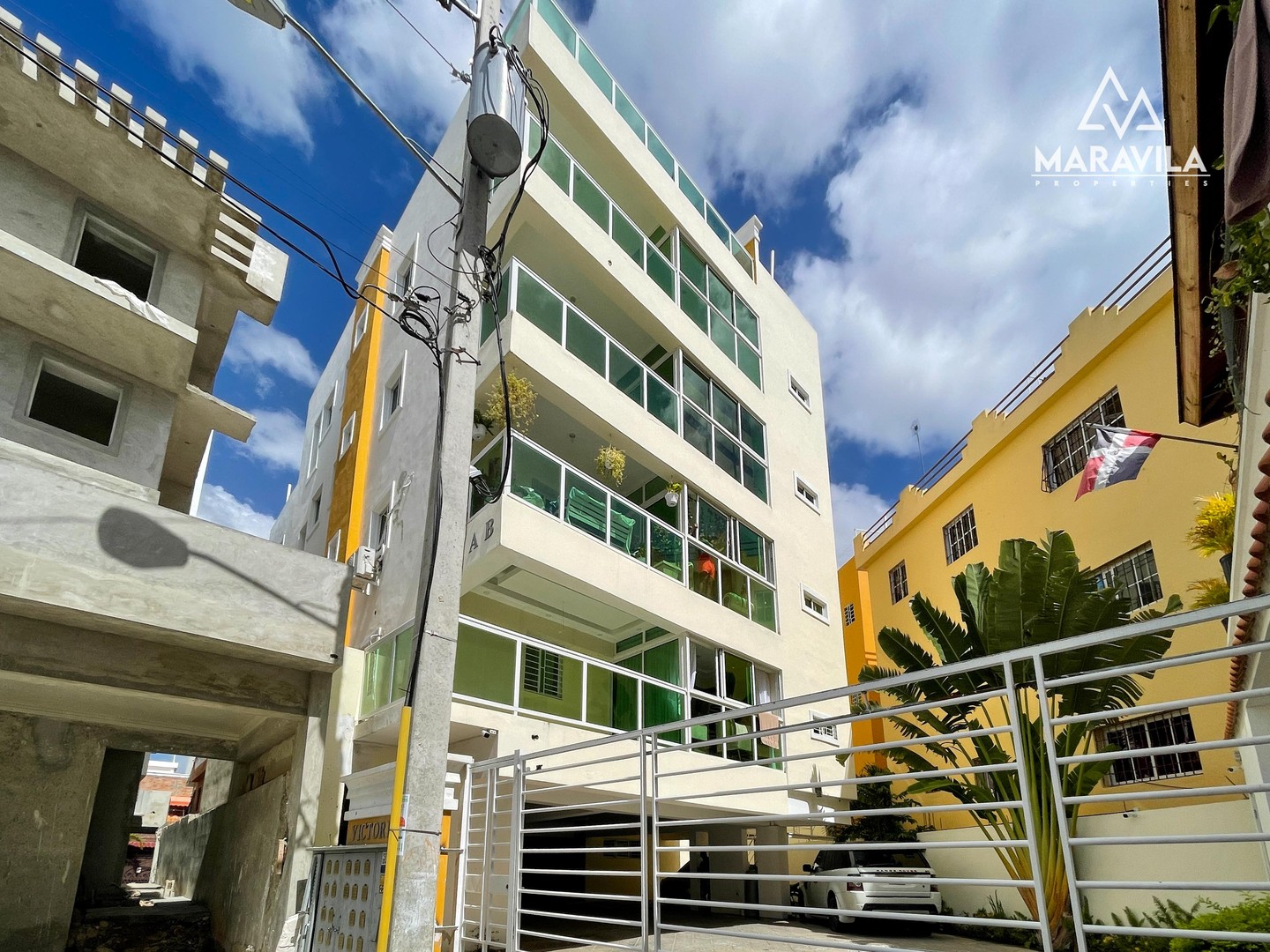 apartamentos - Vendo apartamento 3 habitaciones con terraza, en Santo Domingo Este