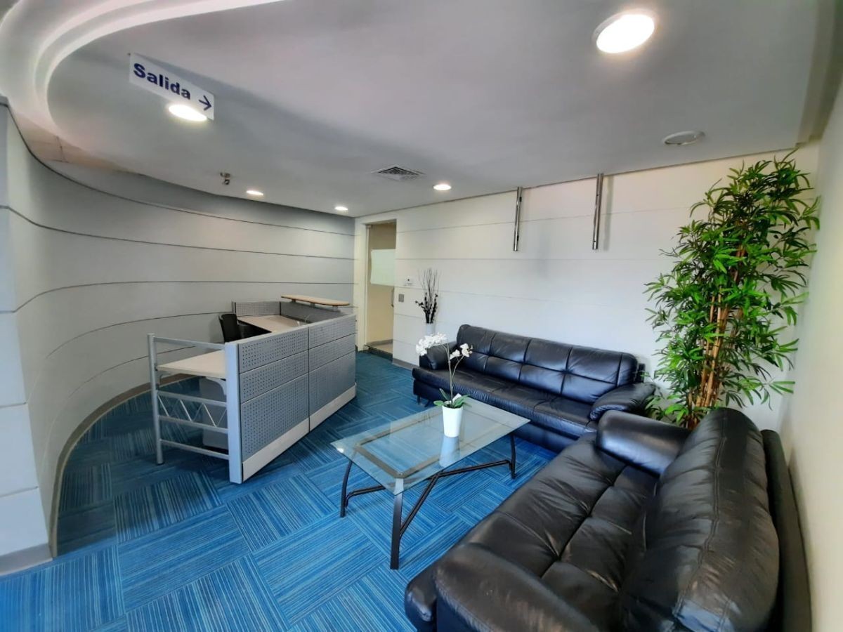 oficinas y locales comerciales - 🔵 Alquilo Local para oficina  134 mts piso 8  Piantini 
 2