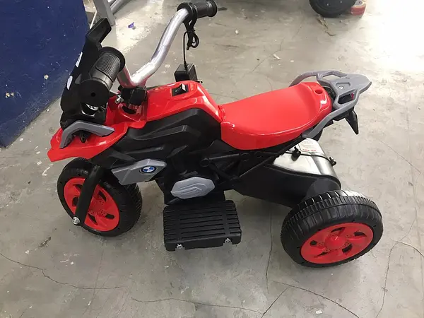 juguetes - MOTORCITO JUGUETE ELECTRICO RECARGABLE CON LUCES Y SONIDO para niños moto motor 3