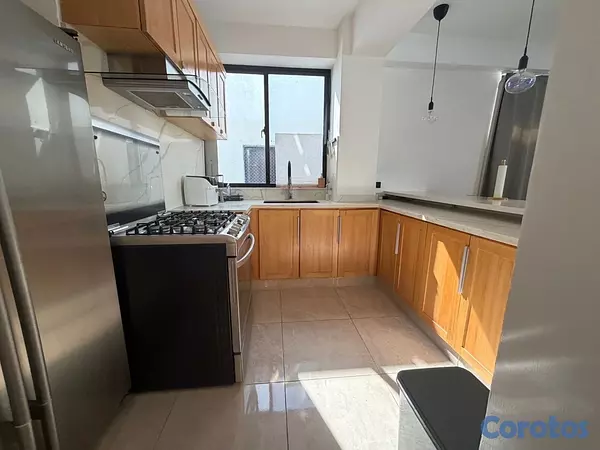 apartamentos - vendo piso 4 independencia klm 7 dos habitaciones dos baños parqueo lokert balco 12