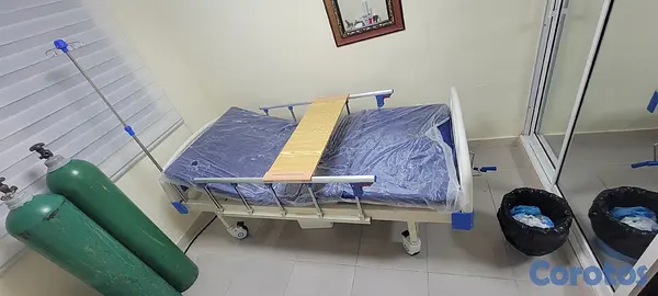Salud y Equipamiento Médico - cama de posiciones  2