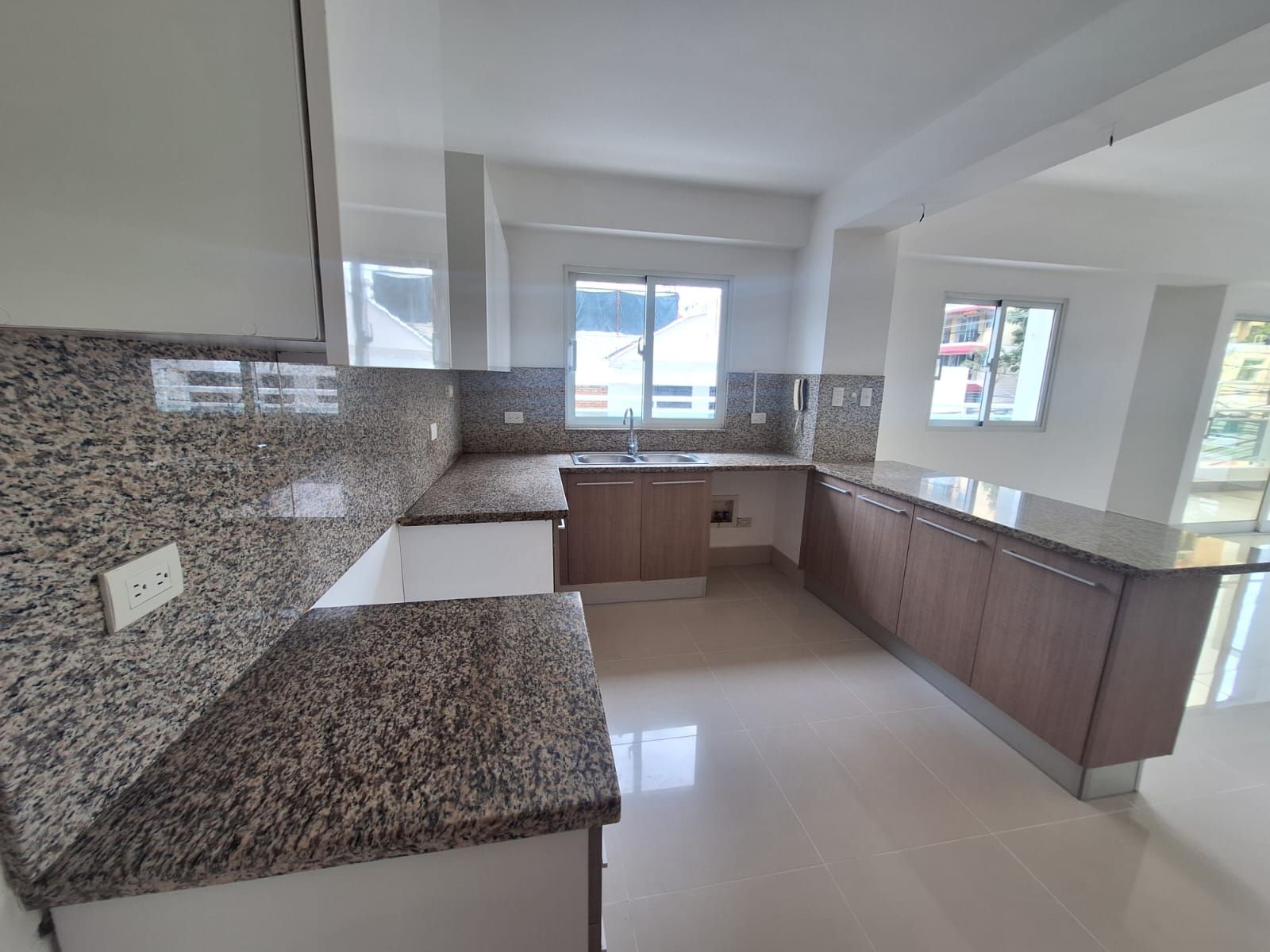 apartamentos - Apartamento en evaristo morales en alquiler  1